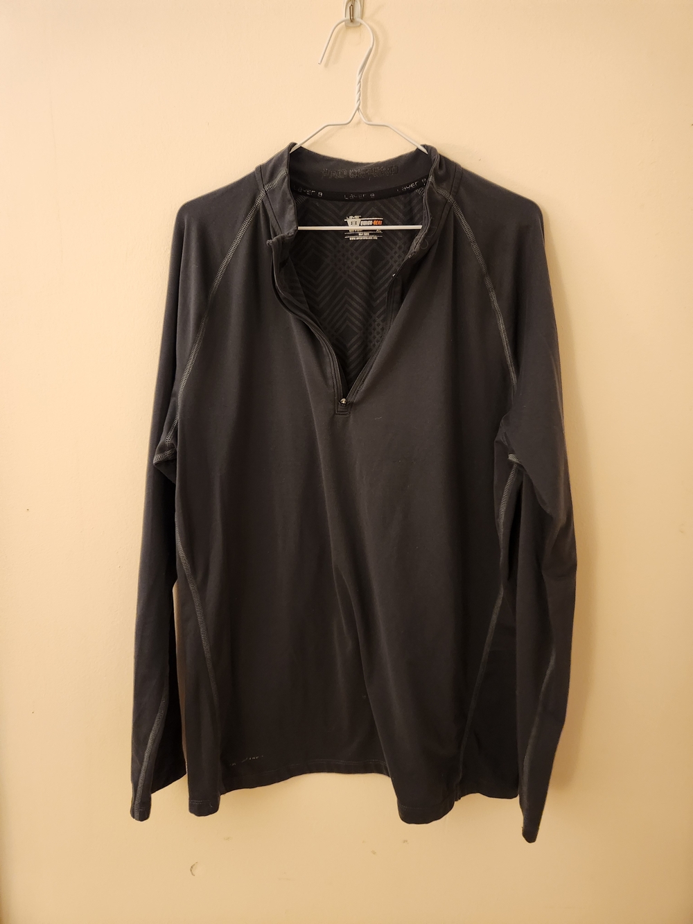 Layer 8 Quick Heat Men’s XL Black Quarter Zip Performance Shirt